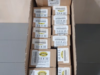 13 verpakkingen spaanplaatschoeven diverse maten (d1617) - afbeelding 1 van  3