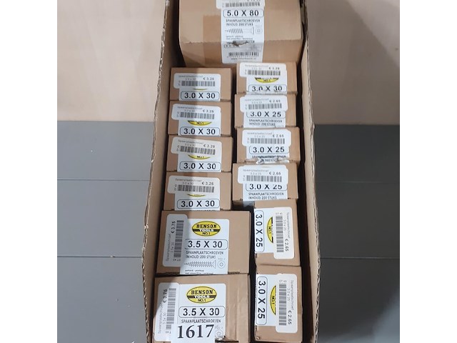 13 verpakkingen spaanplaatschoeven diverse maten (d1617) - afbeelding 2 van  3