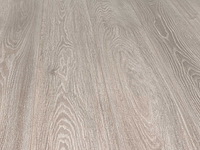136 m2 laminaat plank - 1383 x 193 x 7 mm - afbeelding 1 van  4
