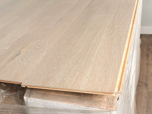 139 m2 parket eiken xl mutliplank - 2200 x 207 x 14 mm - afbeelding 2 van  4