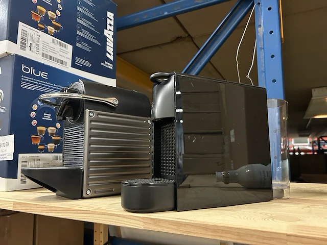 13x koffiezetapparaat nespresso - afbeelding 2 van  9