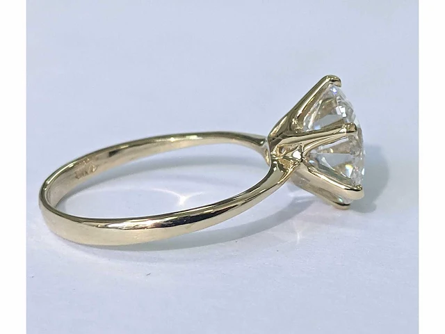 14 karaat geel gouden ring met 3,72 crt. diamant f vs1 igi gecertificeerd - afbeelding 5 van  7