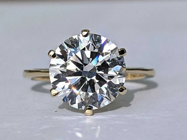 14 karaat geel gouden ring met 3,72 crt. diamant f vs1 igi gecertificeerd - afbeelding 7 van  7