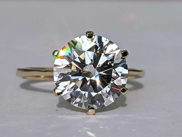 14 karaat geel gouden ring met 4,02 crt. diamant f vs1 igi gecertificeerd - afbeelding 9 van  9