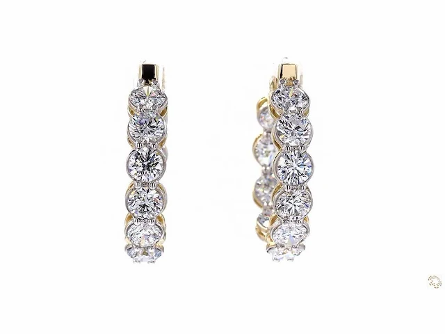 14 karaat geelgouden oorringen met 5,01 crt diamanten - afbeelding 2 van  6