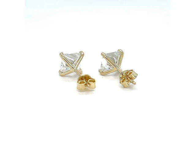 14 karaat geelgouden oorstekers met 3,07 crt. diamant - afbeelding 9 van  9