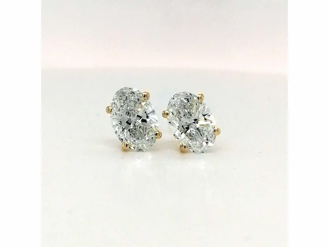 14 karaat geelgouden oorstekers met 4,10 crt. diamant - afbeelding 5 van  5