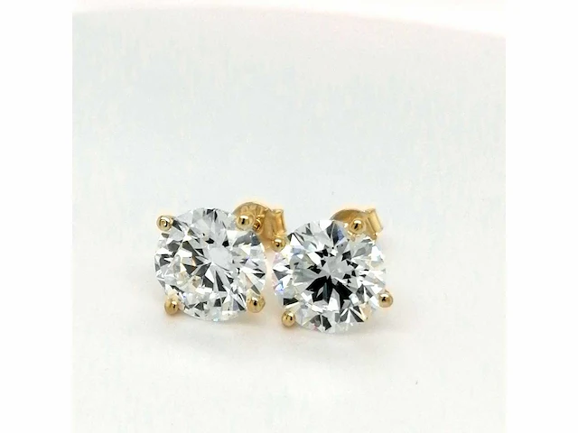 14 karaat geelgouden oorstekers met 6,07 crt. diamant. - afbeelding 5 van  6