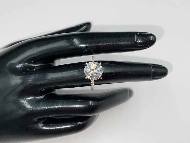 14 karaat geelgouden ring met 4,24 crt. diamant. - afbeelding 1 van  9