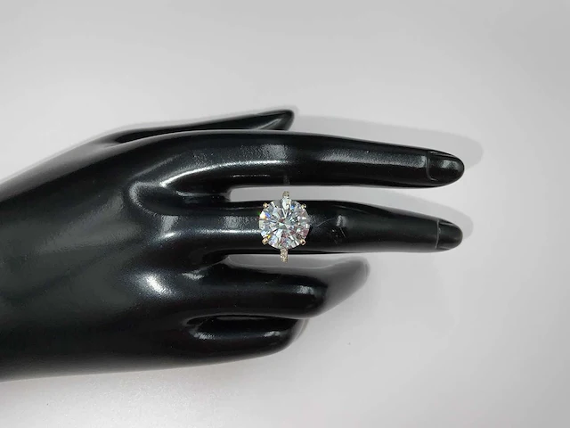 14 karaat geelgouden ring met 6,73 crt. diamant - afbeelding 4 van  9