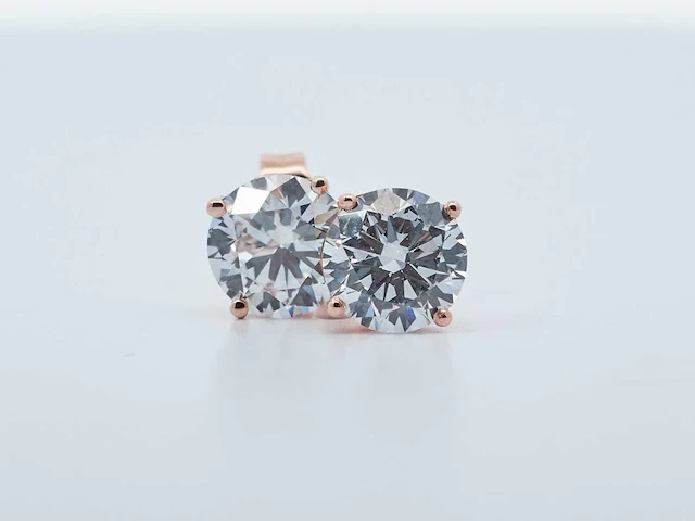 14 karaat roségouden oorstekers met 2,20 crt. diamant - afbeelding 7 van  7
