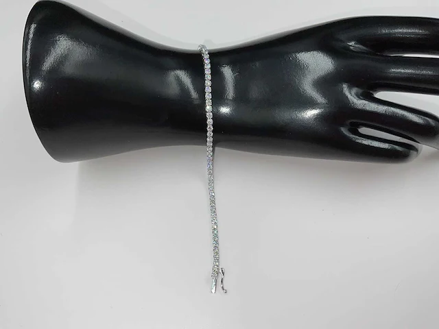 14 karaat witgouden armband met 4,44 crt. diamant - afbeelding 10 van  12