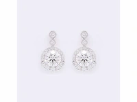 14 karaat witgouden oorbellen met 4,21 crt. diamant - afbeelding 1 van  5