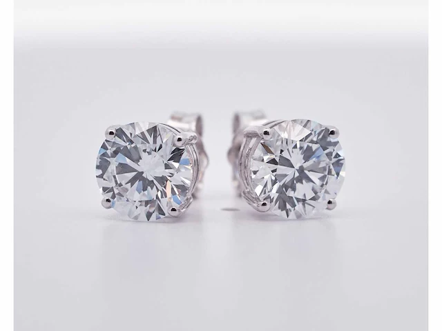 14 karaat witgouden oorstekers met 3,22 crt. diamant - afbeelding 3 van  7