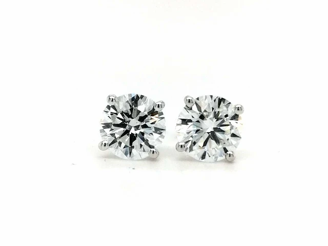 14 karaat witgouden oorstekers met 4,15 crt. diamant - afbeelding 1 van  6