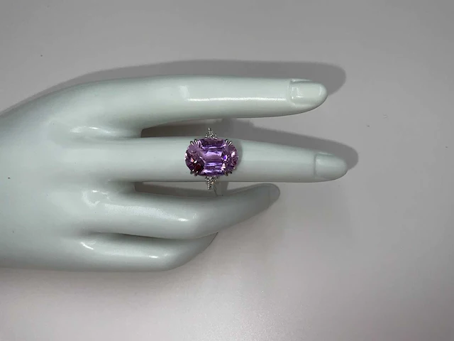 14 karaat witgouden ring met 10,57 crt. purplish pink diamant - afbeelding 4 van  13