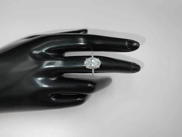 14 karaat witgouden ring met 4,19 crt. diamant - afbeelding 1 van  14