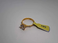 14 karaats geelgouden ring met zirkonia - afbeelding 1 van  4