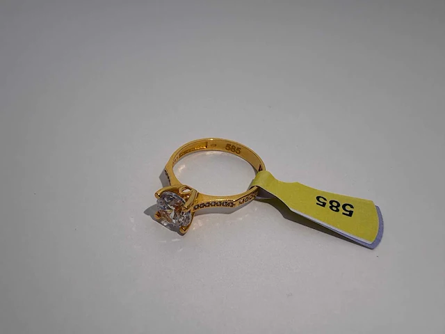 14 karaats geelgouden ring met zirkonia - afbeelding 2 van  4