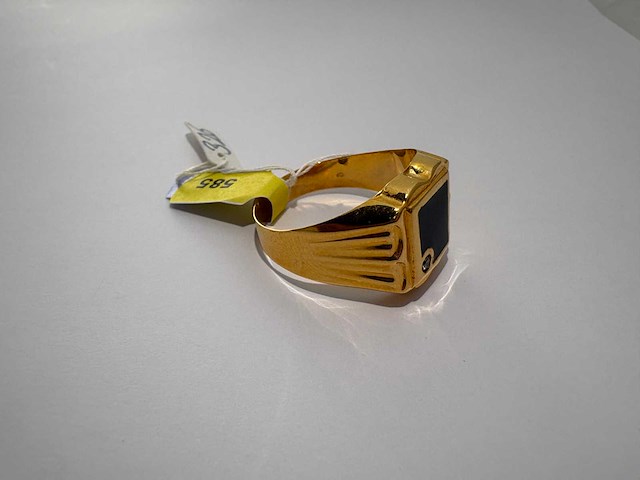 14 karaats geelgouden zegelring met onyx - afbeelding 2 van  3