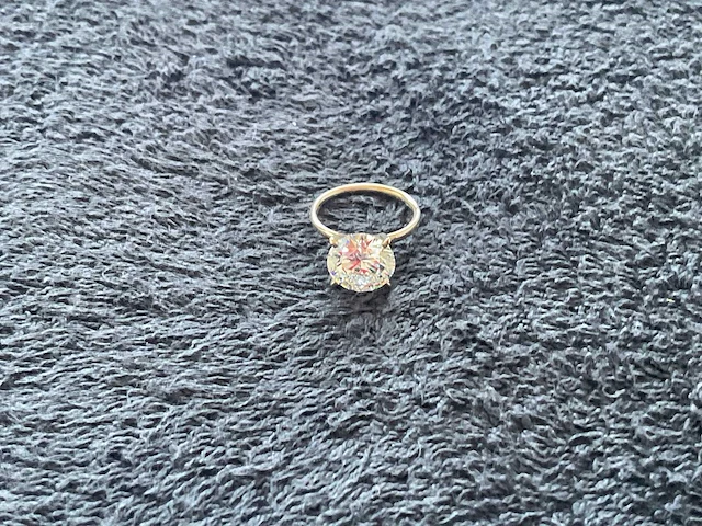 14 krt. geel gouden ring met 5,01 crt. diamant f-vs2 met certificaat - afbeelding 10 van  10