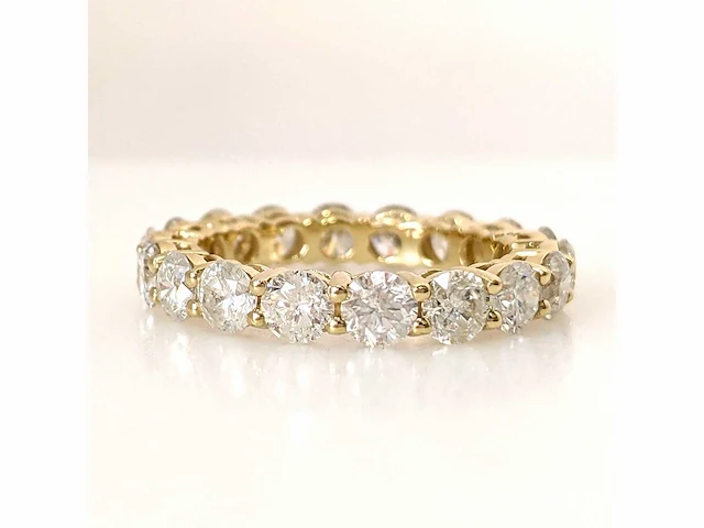 14 krt. geel gouden ring met diamant 4,57 naturel - afbeelding 8 van  8
