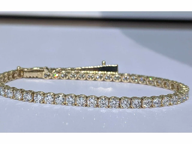 14 krt geel gouden tennis armband 5,18 crt. diamanten - afbeelding 13 van  15