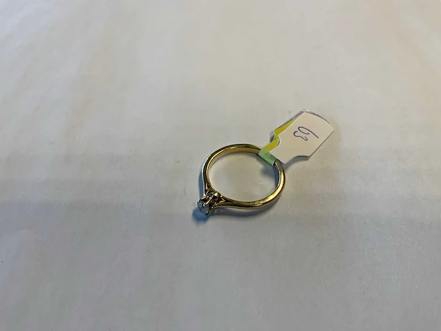 14 krt geelgouden solitairring - afbeelding 1 van  4