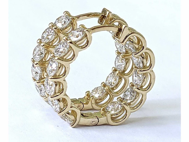 14 krt. oorstekers 22 diamanten 3,75 crt. - afbeelding 1 van  5