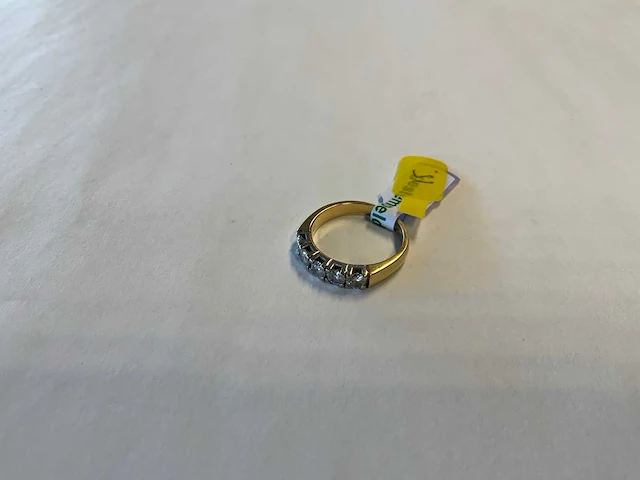 14 krt wit- en geelgouden rijring - afbeelding 1 van  4