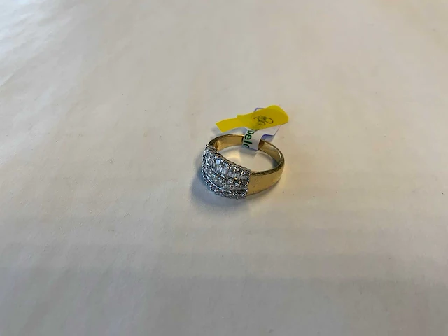 14 krt wit- en geelgouden ring - afbeelding 1 van  4