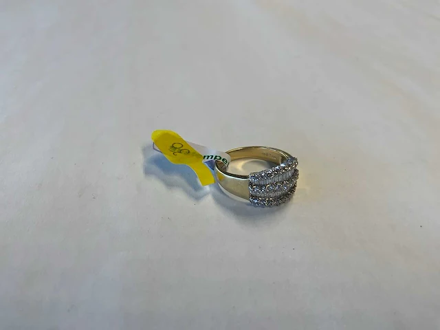 14 krt wit- en geelgouden ring - afbeelding 2 van  4