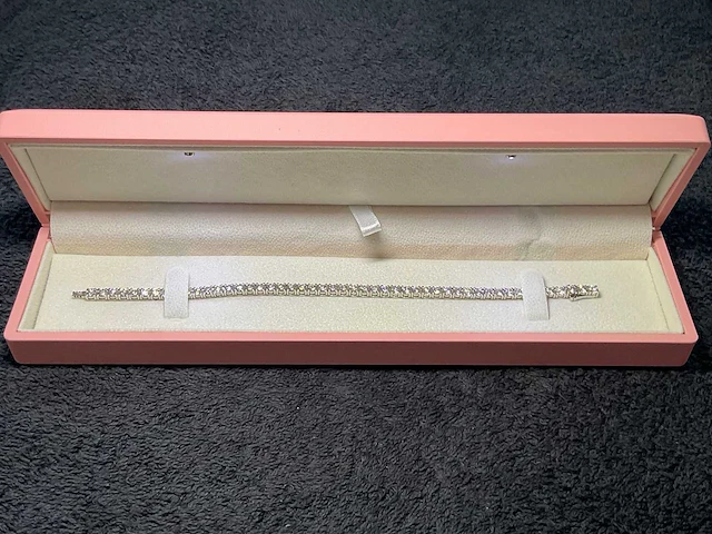 14 krt. wit gouden armband 49 diamanten 8,69 crt. - afbeelding 10 van  12