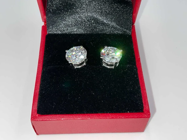 14 krt. wit gouden oorstekers met diamant 5,16 crt. - afbeelding 1 van  9