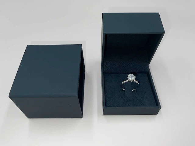14 krt. wit gouden ring met diamant 1,51 crt. naturel - afbeelding 2 van  10
