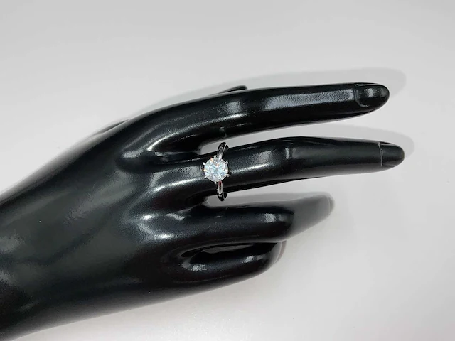 14 krt. wit gouden ring met diamant 1,51 crt. naturel - afbeelding 1 van  10