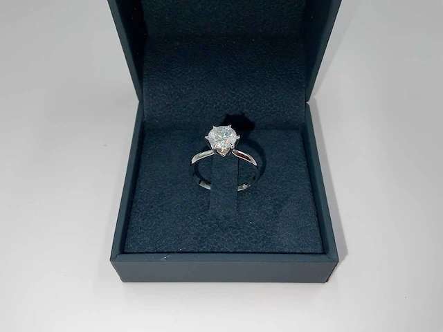 14 krt. wit gouden ring met diamant 1,51 crt. naturel - afbeelding 4 van  10