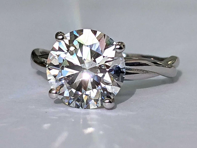 14 krt. wit gouden ring met diamant 3,01 crt. - afbeelding 1 van  9