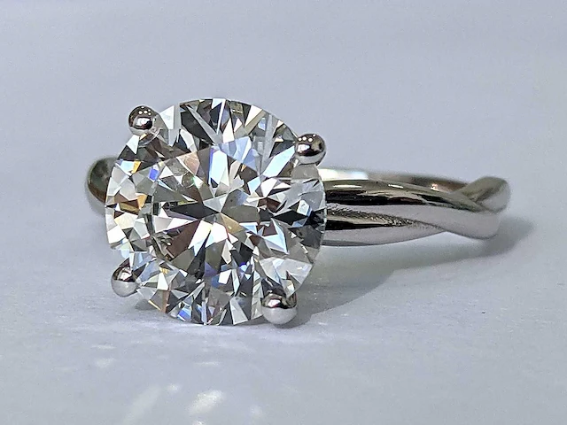 14 krt. wit gouden ring met diamant 3,01 crt. - afbeelding 3 van  9