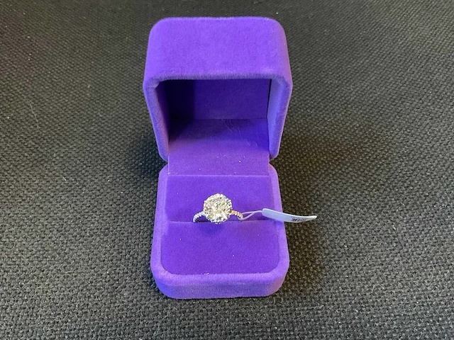 14 krt. wit gouden ring met diamant 4,04 crt. - afbeelding 4 van  8