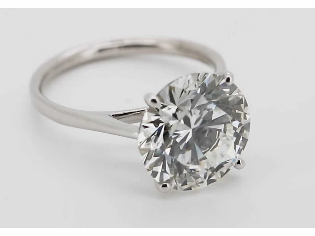 14 krt wit gouden ring met diamant 6,01 crt - afbeelding 1 van  6