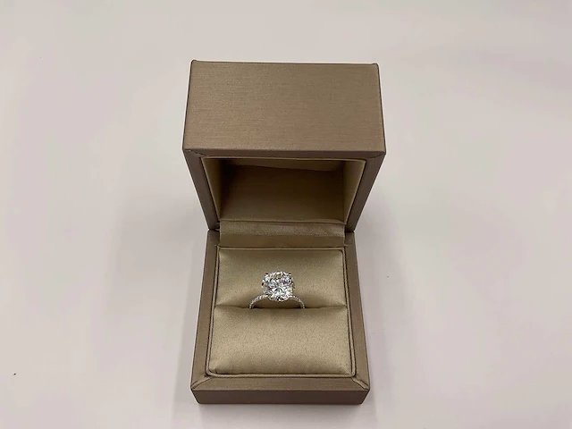 14 krt. wit gouden ring met diamant 6,22 crt. - afbeelding 4 van  12
