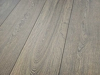 14 m2 laminaat plank - 1288 x 195 x 9 mm - afbeelding 1 van  3