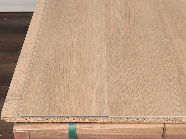 14 m2 pvc spc click plank met xps onderlaag - 1220 x 182 x 4 mm - afbeelding 2 van  4