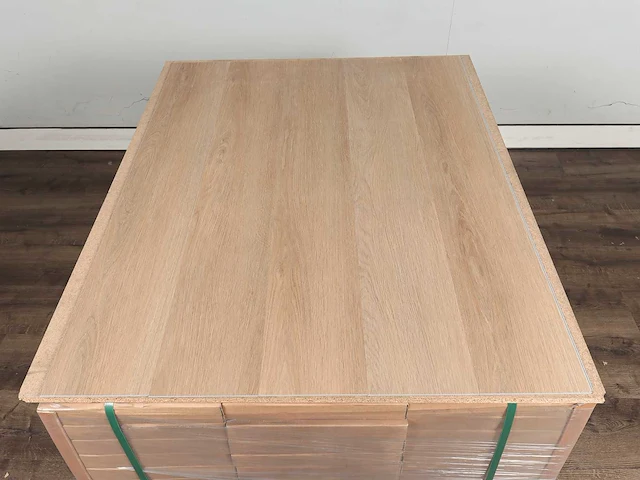 14 m2 pvc spc click plank met xps onderlaag - 1220 x 182 x 4 mm - afbeelding 3 van  4