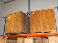 14 opslagboxen met afmeting ca 180 x 222 x 225 cm. boxen hebben voorpaneel wat sluit met klemmen. - afbeelding 3 van  4