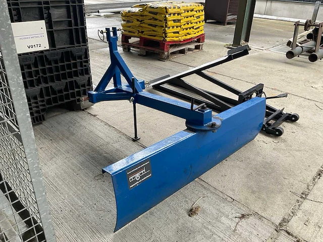 140 cm minitractor grondschaaf - afbeelding 3 van  4