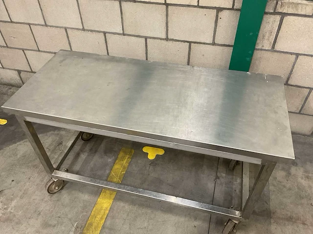 140cm rvs werktafel - afbeelding 2 van  3