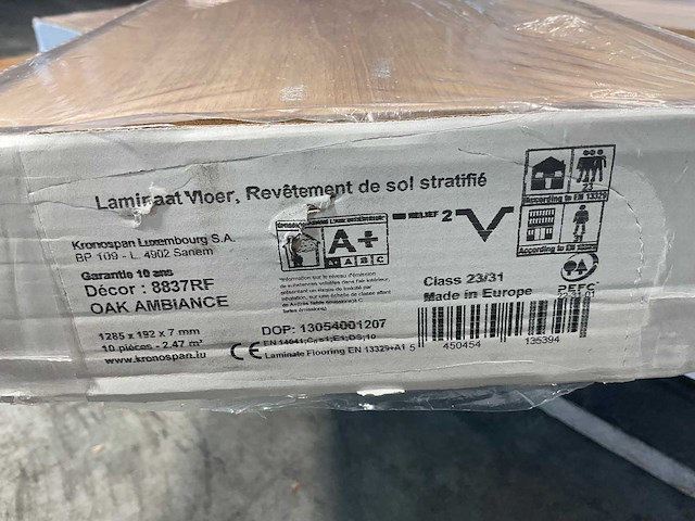 14,8m² kronospan kliklaminaat oak ambiance - afbeelding 8 van  9