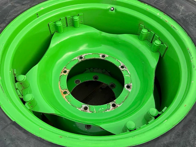 14.9r28 good year super traction radial banden met velg (2x) - afbeelding 3 van  12